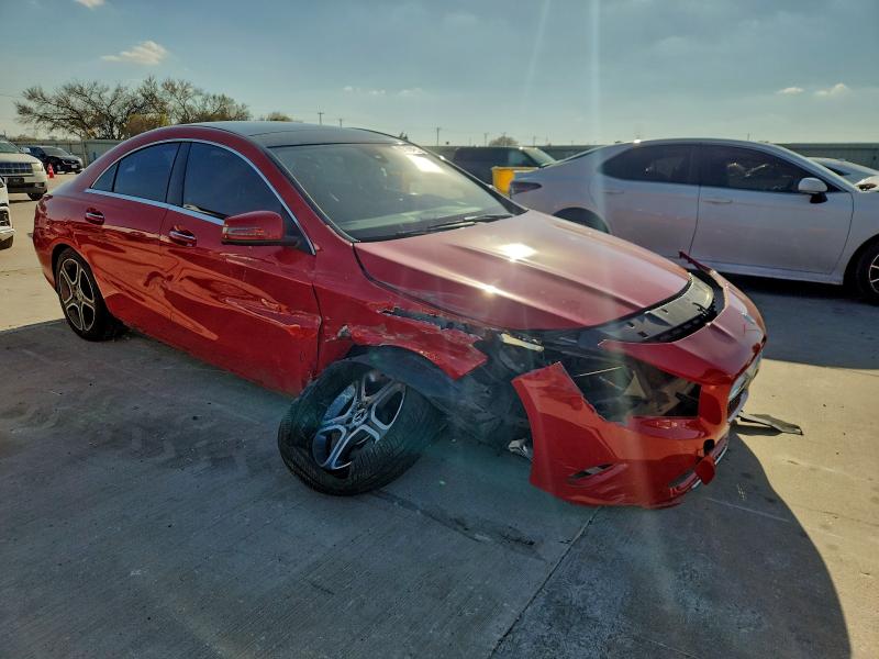 Фото 4 - MERCEDES-BENZ CLA-CLASS