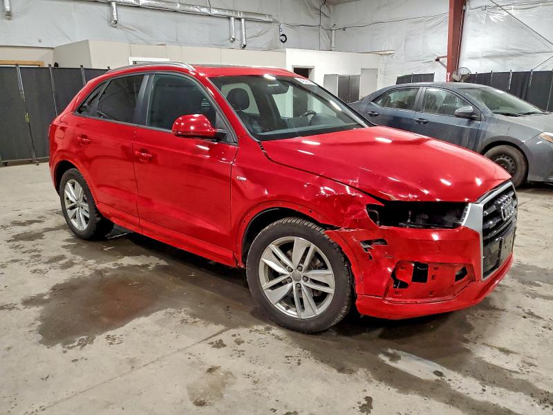 Фото 4 - AUDI Q3