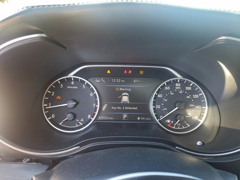 Фото 9 - NISSAN MAXIMA