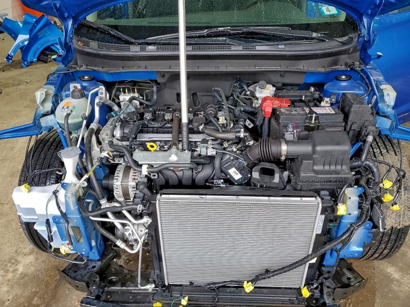 Фото 11 - NISSAN KICKS