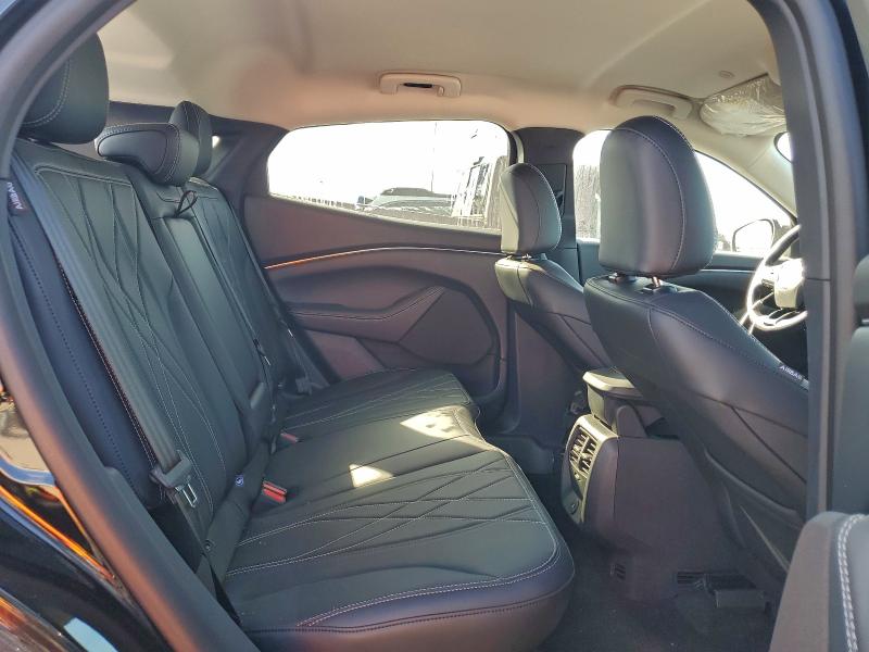 Фото 11 - FORD MUSTANG