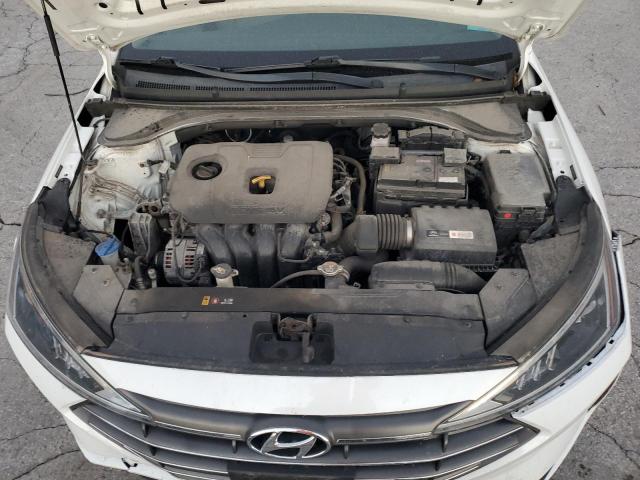 Фото 11 - HYUNDAI ELANTRA