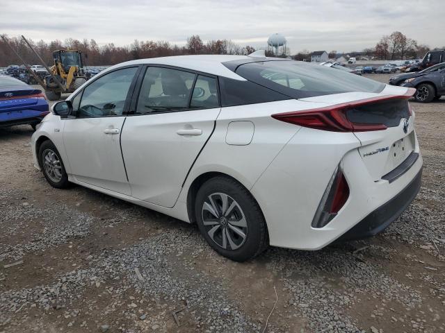 Фото 2 - TOYOTA PRIUS