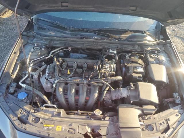 Фото 11 - MAZDA 3