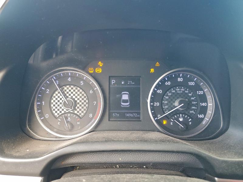 Фото 9 - HYUNDAI ELANTRA