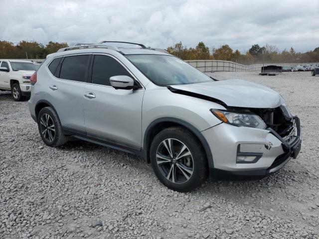 Фото 4 - NISSAN ROGUE