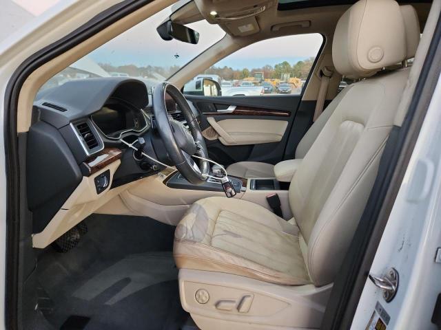 Фото 7 - AUDI Q5