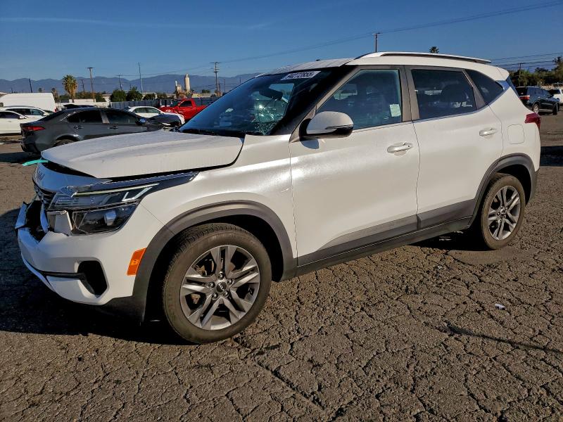 Фото 1 - KIA SELTOS