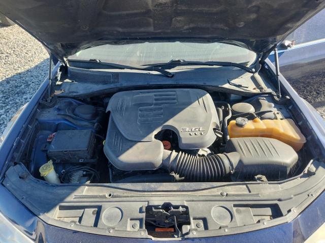 Фото 11 - CHRYSLER 300