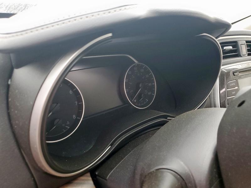 Фото 9 - NISSAN MAXIMA