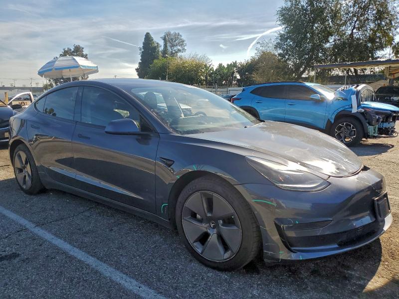 Фото 4 - TESLA MODEL 3