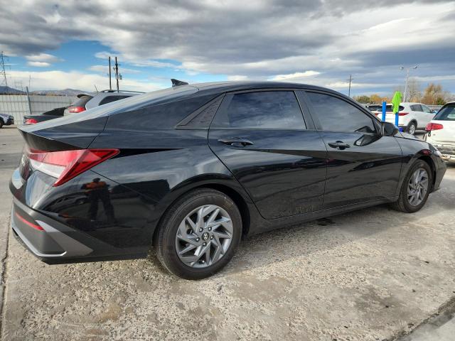 Фото 3 - HYUNDAI ELANTRA