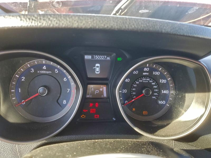 Фото 9 - HYUNDAI ELANTRA