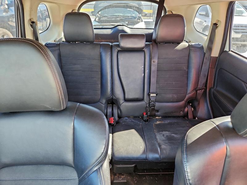 Фото 10 - MITSUBISHI OUTLANDER