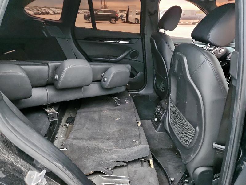 Фото 11 - BMW X1