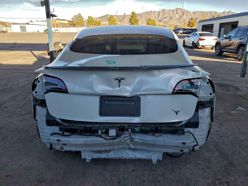 Фото 6 - TESLA MODEL 3