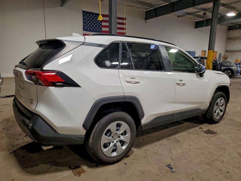 Фото 3 - TOYOTA RAV4