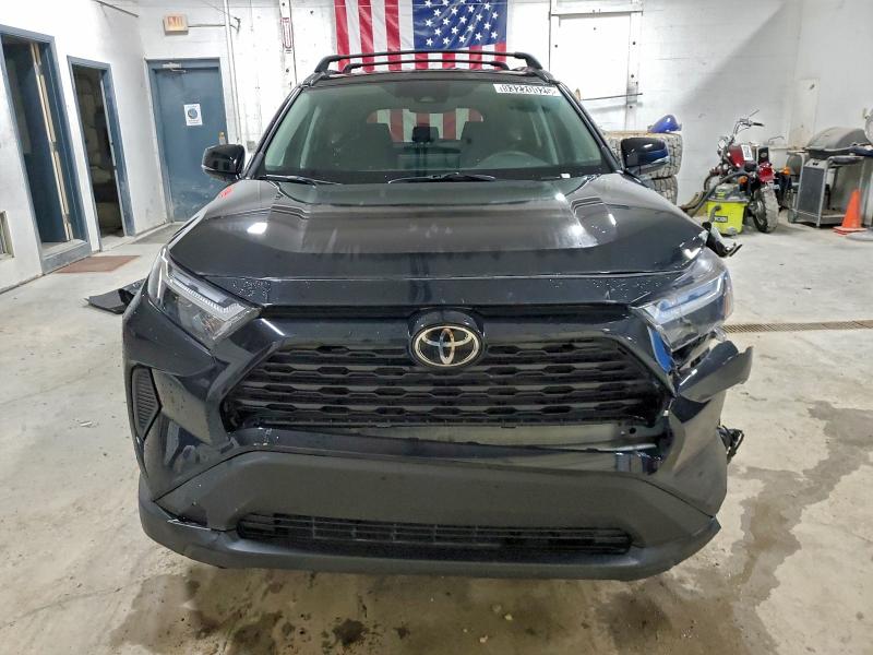 Фото 5 - TOYOTA RAV4