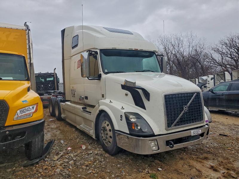 VOLVO VN 2017 VIN 4V4NC9EH2HN977238