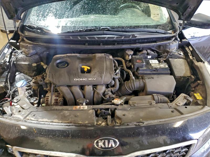 Фото 11 - KIA FORTE