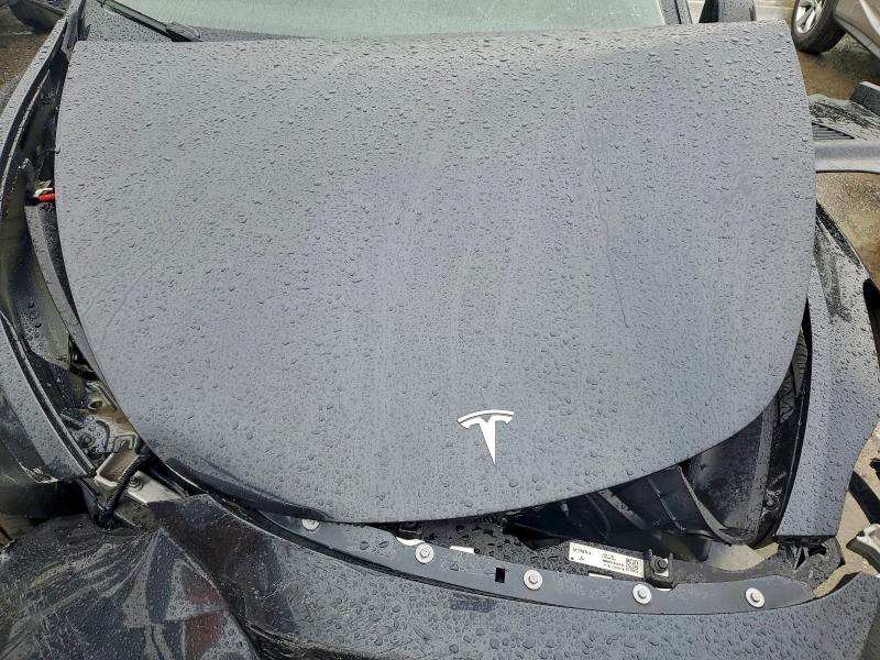 Фото 11 - TESLA MODEL Y