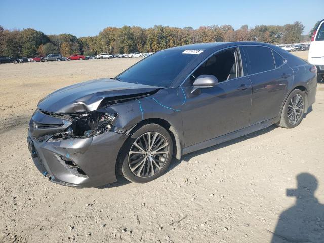 Фото 1 - TOYOTA CAMRY