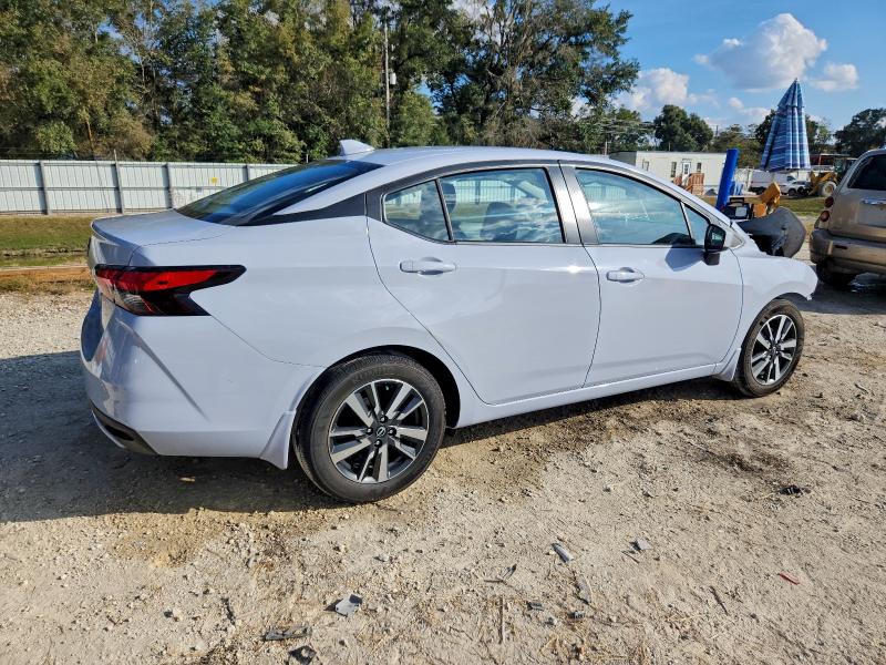 Фото 3 - NISSAN VERSA