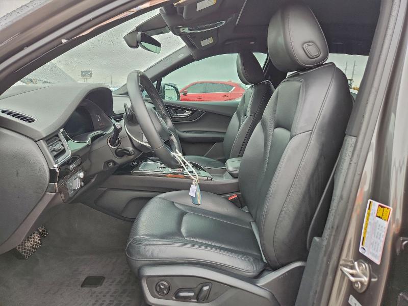 Фото 7 - AUDI Q7