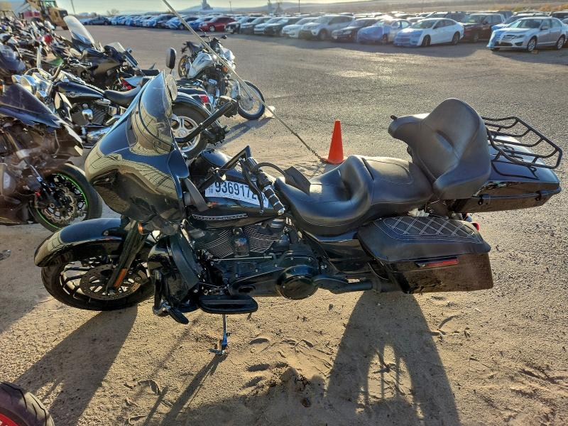 HARLEY-DAVIDSON FL 2018