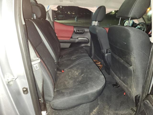 Фото 10 - TOYOTA TACOMA