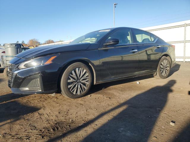 Фото 1 - NISSAN ALTIMA