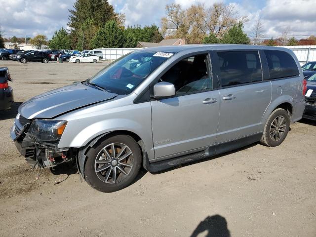 Фото 1 - DODGE CARAVAN