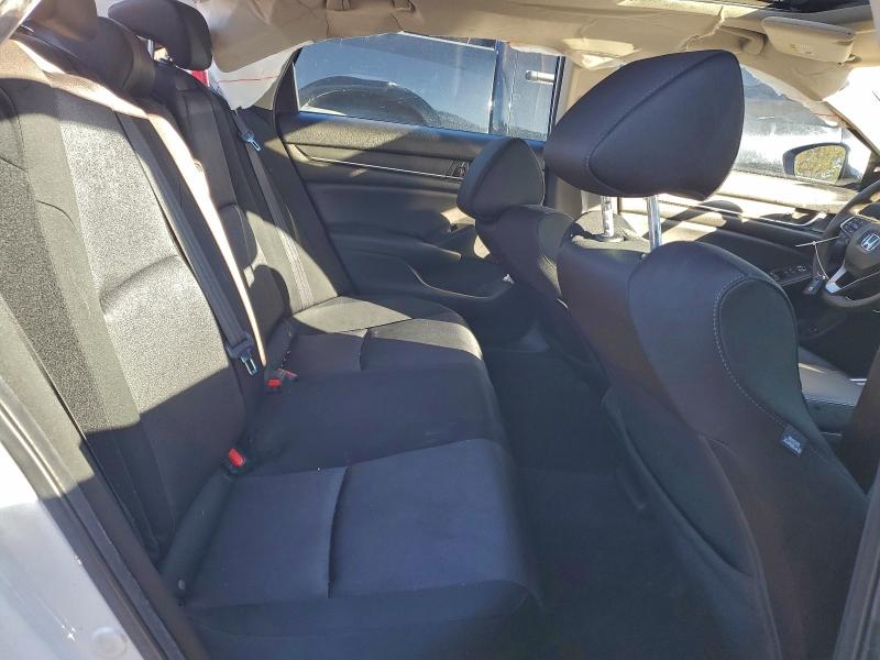 Фото 10 - HONDA ACCORD