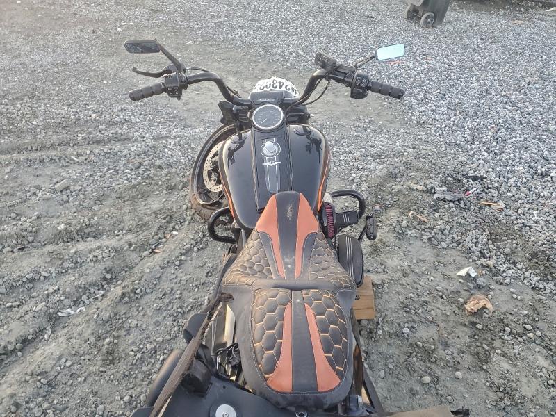 HARLEY-DAVIDSON FL 2022