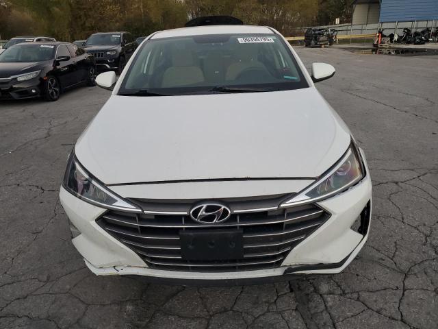 Фото 5 - HYUNDAI ELANTRA