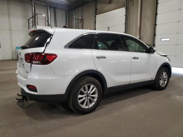 Фото 3 - KIA SORENTO