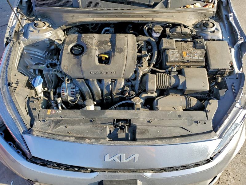 Фото 11 - KIA FORTE