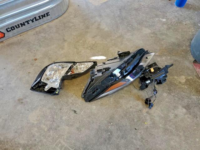 Фото 12 - HYUNDAI ELANTRA