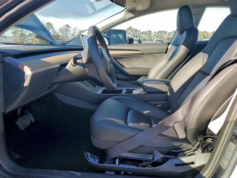 Фото 7 - TESLA MODEL 3