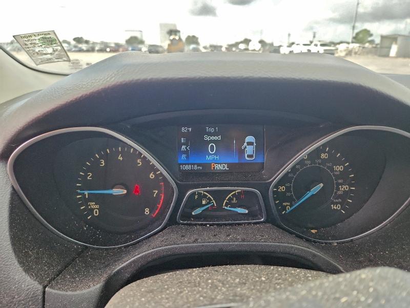 Фото 9 - FORD FOCUS