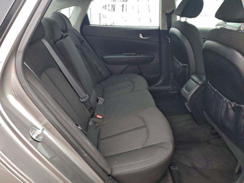 Фото 10 - KIA OPTIMA