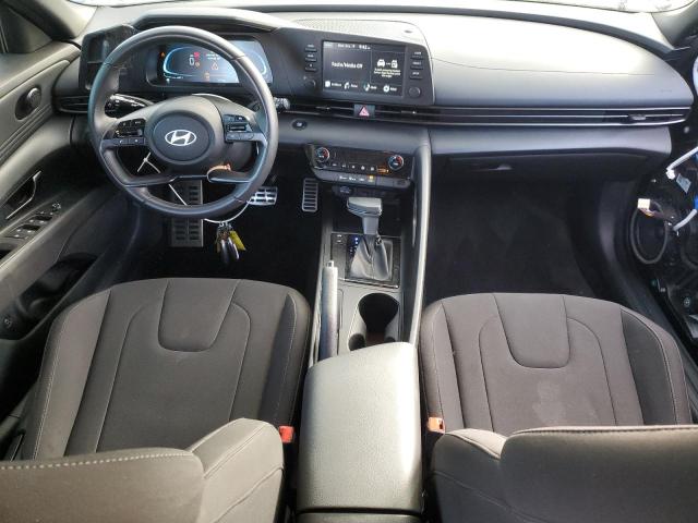 Фото 8 - HYUNDAI ELANTRA