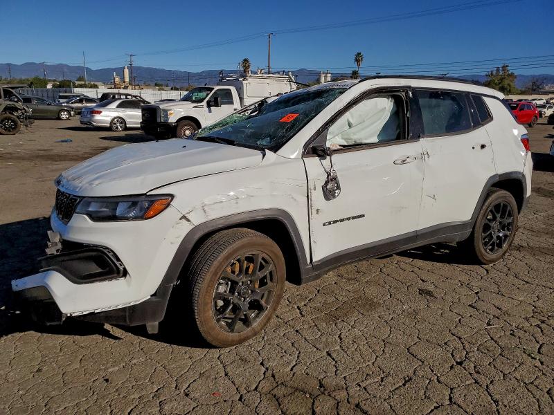 Фото 1 - JEEP COMPASS