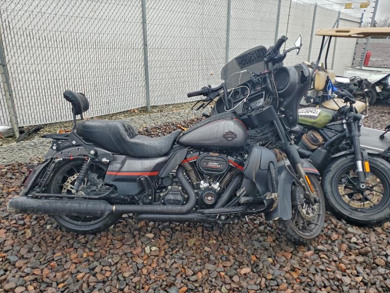 HARLEY-DAVIDSON FL 2018