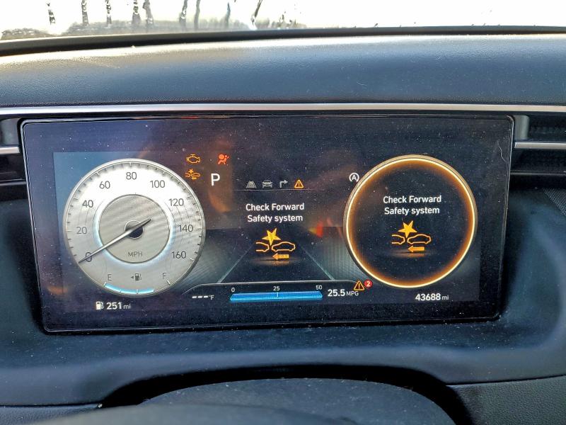 Фото 9 - HYUNDAI TUCSON