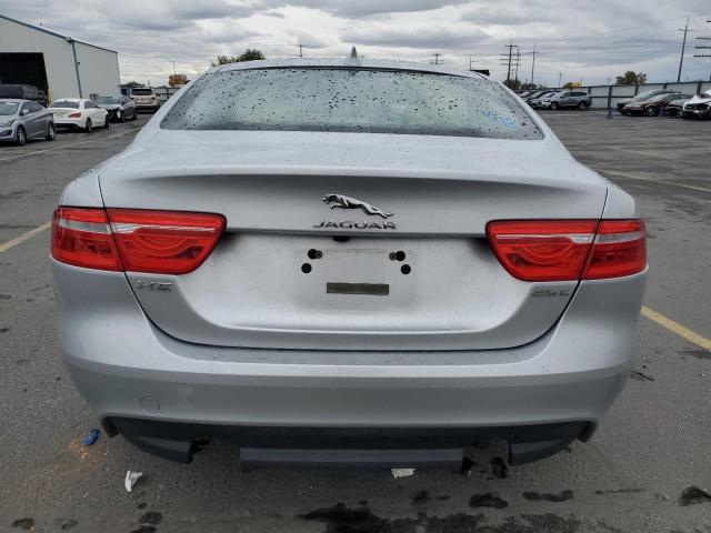 Фото 6 - JAGUAR XE