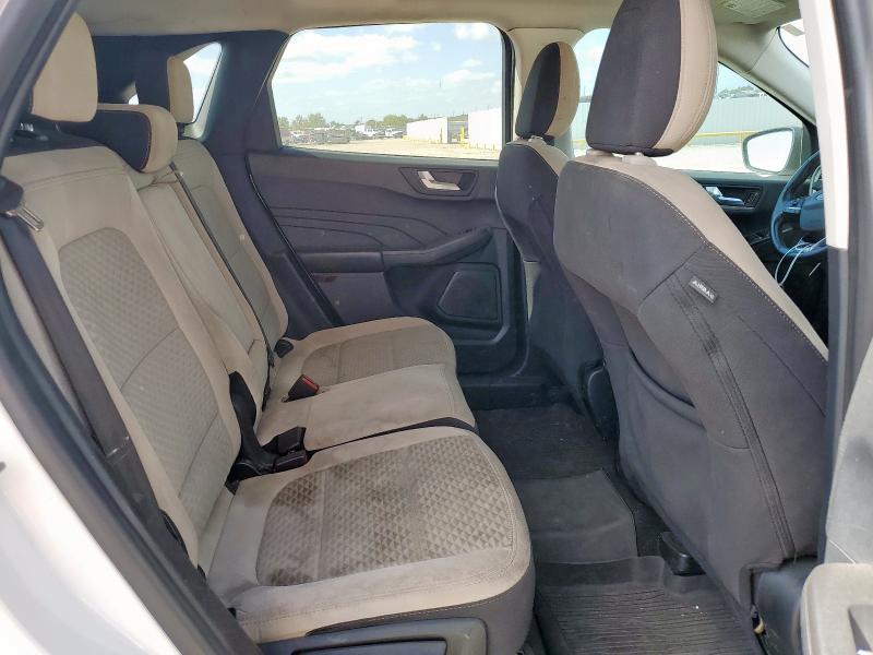 Фото 10 - FORD ESCAPE