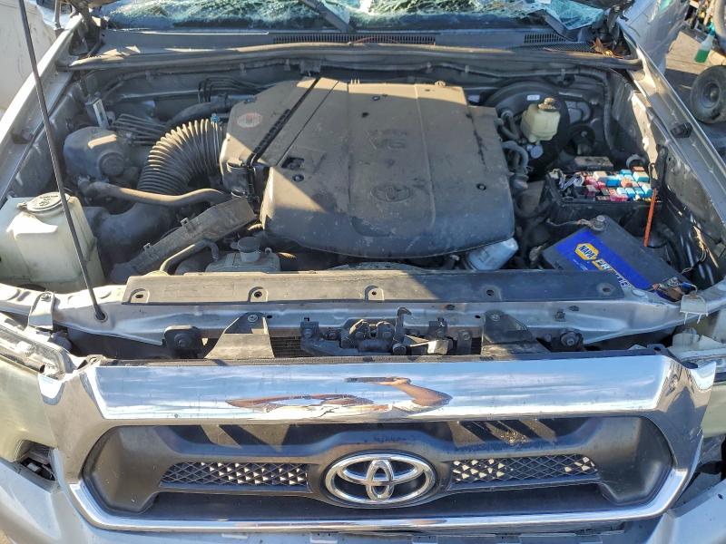 Фото 11 - TOYOTA TACOMA