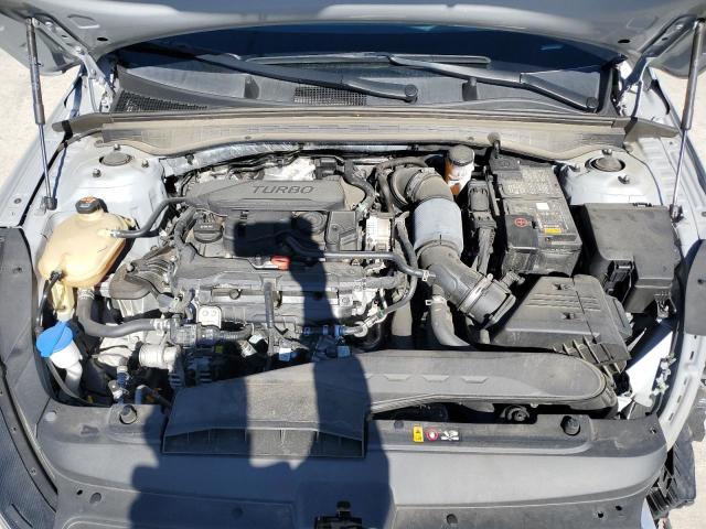 Фото 11 - KIA K5