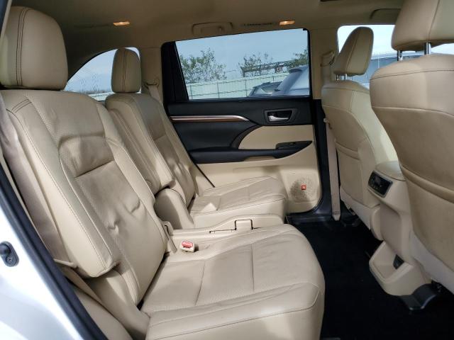 Фото 11 - TOYOTA HIGHLANDER